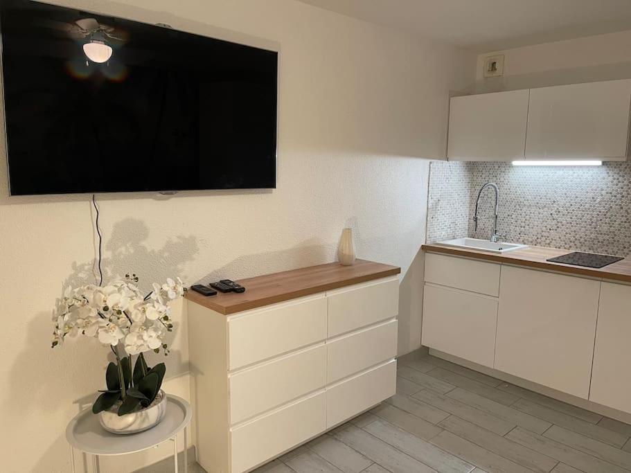 Appart Frontignan Sur La Plage, Piscine, Wifi, Tv, Netflix Exterior photo