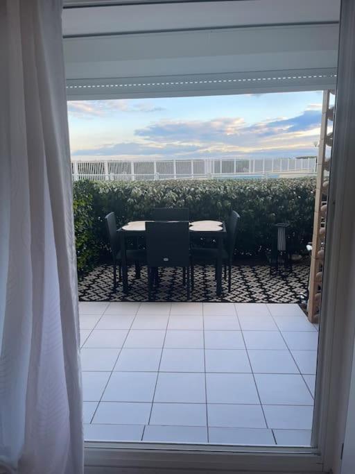 Appart Frontignan Sur La Plage, Piscine, Wifi, Tv, Netflix Exterior photo